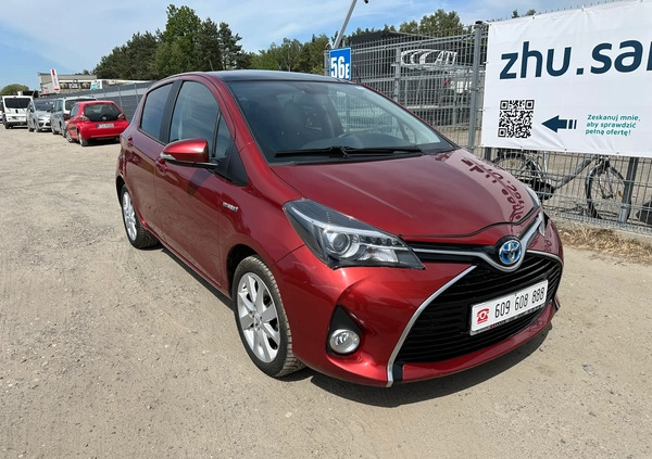 Toyota Yaris cena 37700 przebieg: 52000, rok produkcji 2014 z Turek małe 667